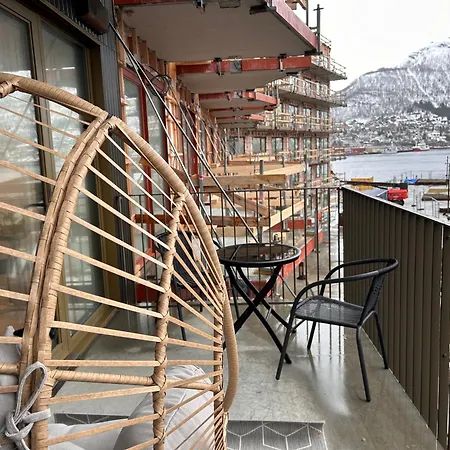 R&r/staycationnew Flat At Vervet Leilighet Tromsø