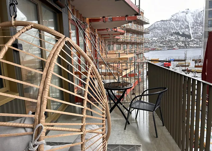 R&r/staycationnew Flat At Vervet Daire Tromsø